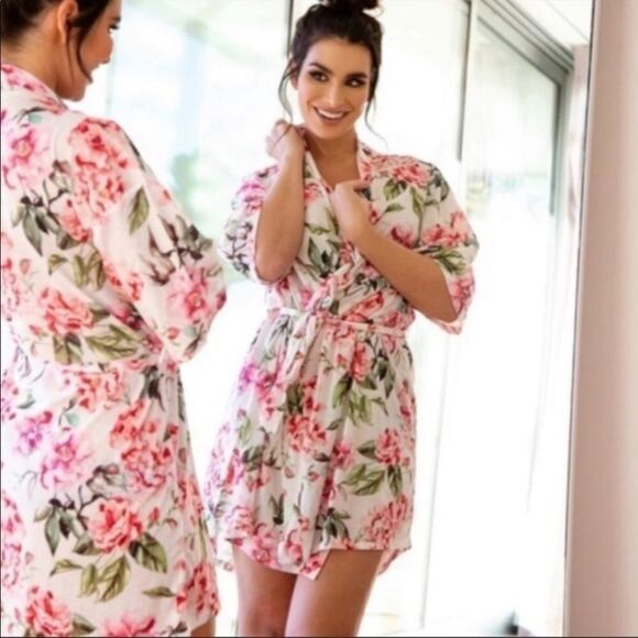 SHOW ME YOUR MUMU Bree Garden Of Bloom Floral Print Robe White Pink OS - Picture 4 of 13